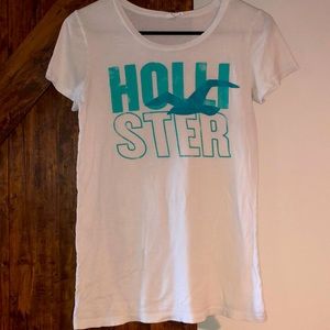 Hollister WHITE White Graphic Seagull Top